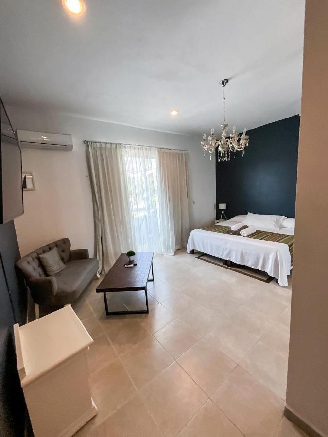 Nasim Condo Hotel Con Acceso Beach Club Gratis, Metros 5Th Avenida Playa del Carmen Exterior photo